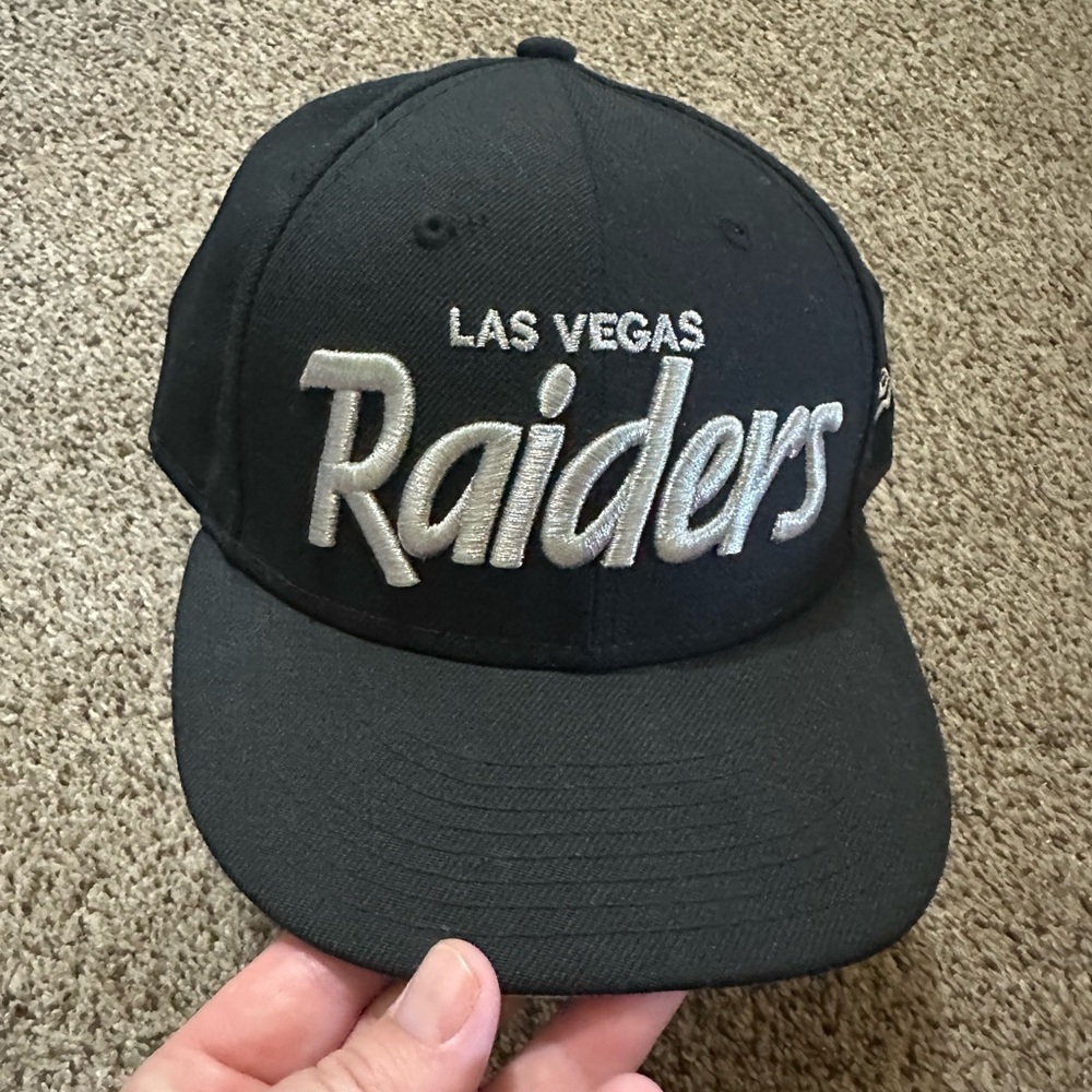 59fifty Black and Gray Las Vegas Raiders hat